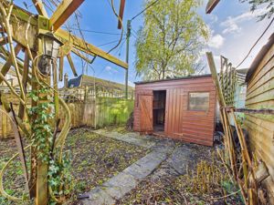 Garden and Shed- click for photo gallery